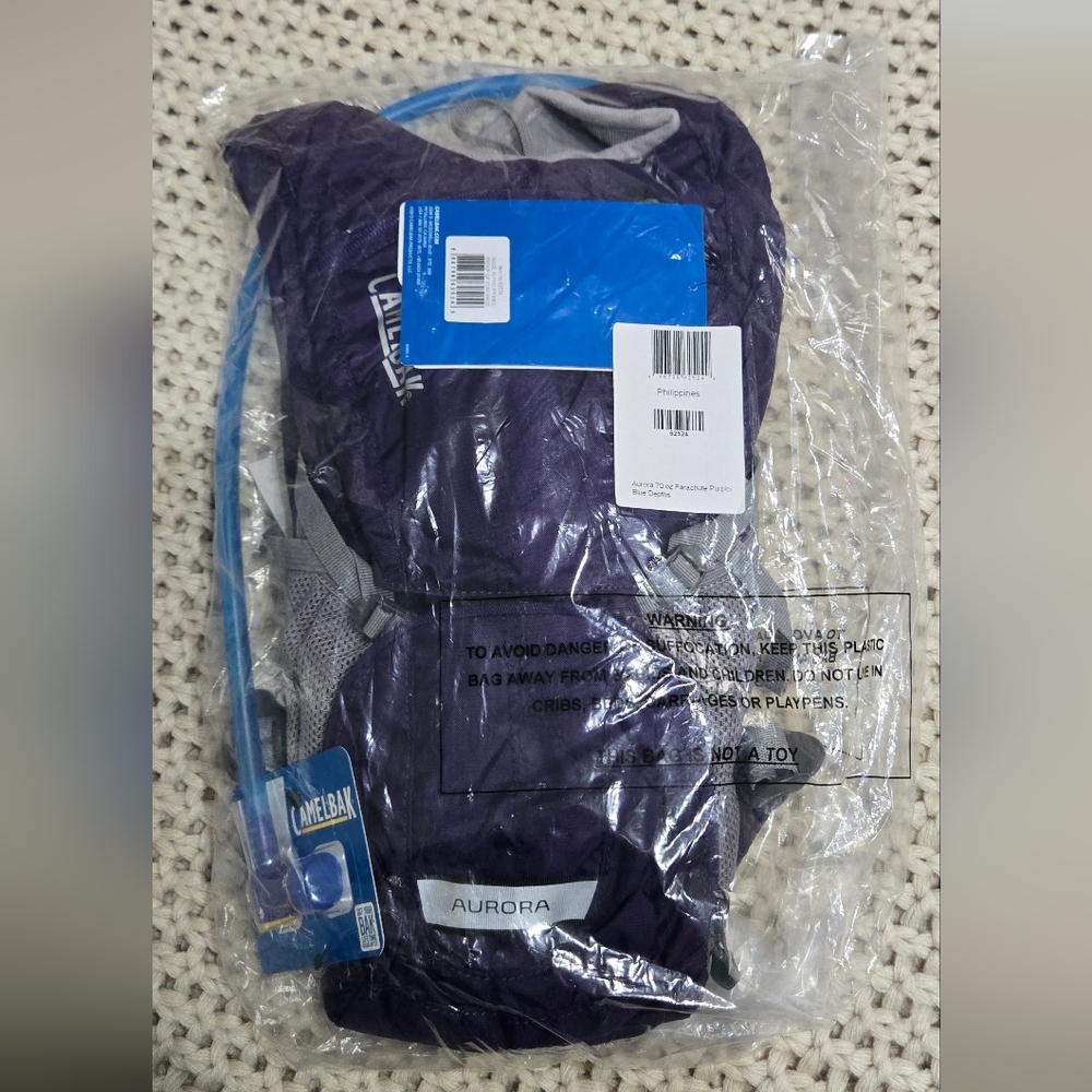 CamelBak Aurora Hydration Pack in Purple - Picture 3 of 5